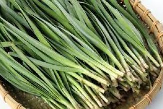 Kitchen Witch: Chives