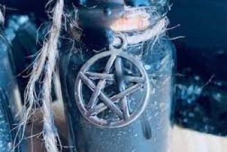 Pagan Crafts: How to make a Sacred Salt Jar