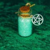 Witches Green Salt