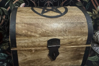 The Benefits of Keeping a Pagan Chest Box